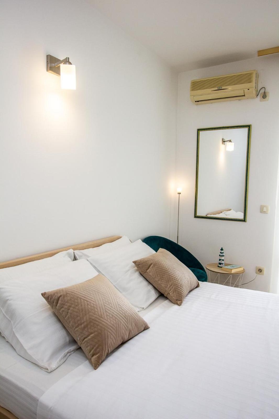 Apartments Ardura Petrovac Exterior photo