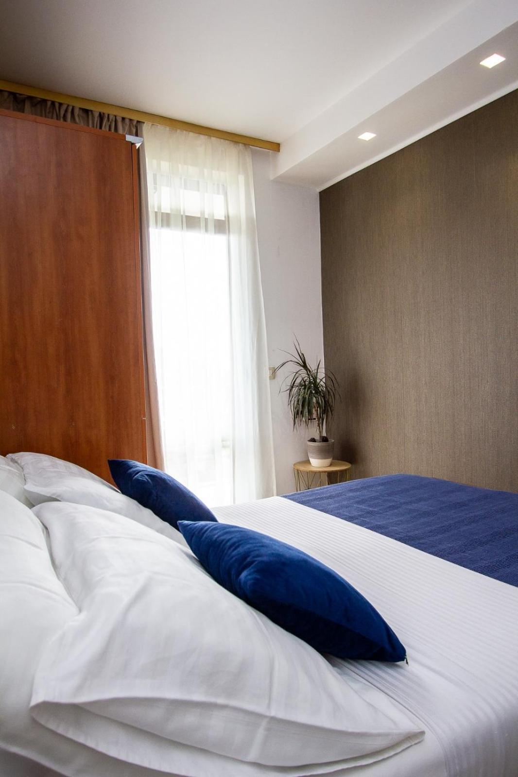 Apartments Ardura Petrovac Exterior photo