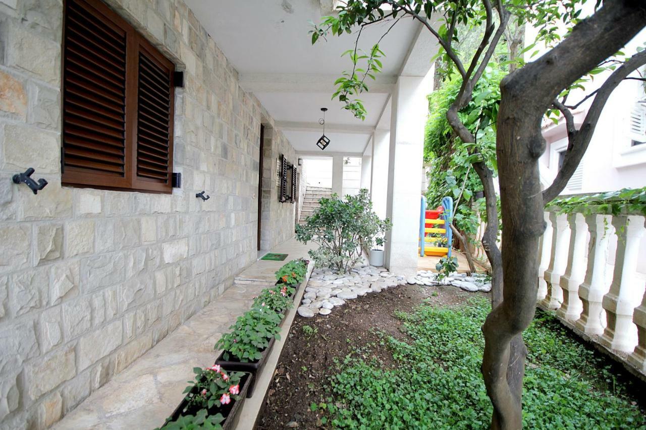 Apartments Ardura Petrovac Exterior photo