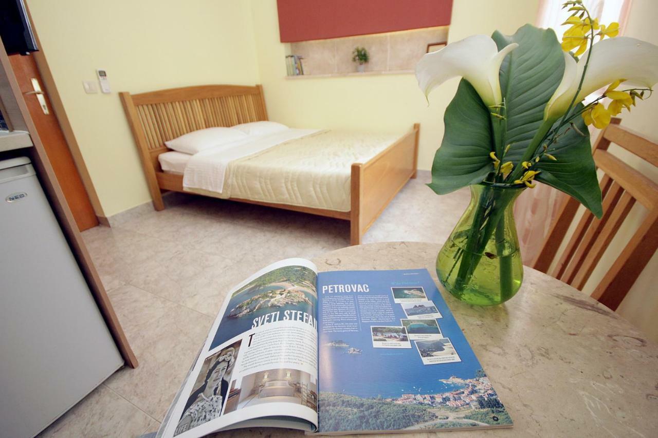 Apartments Ardura Petrovac Exterior photo