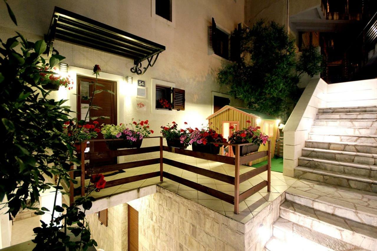 Apartments Ardura Petrovac Exterior photo