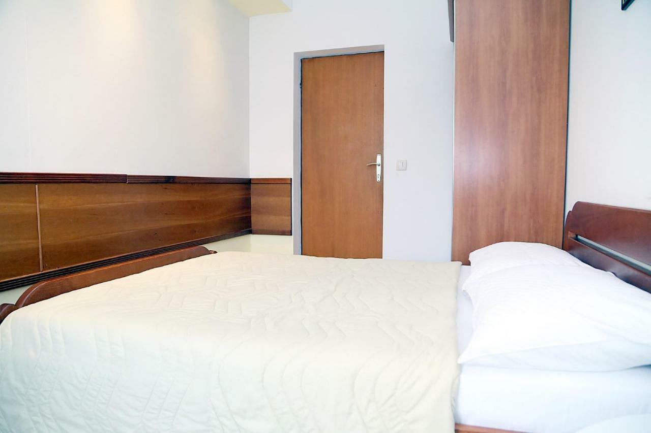 Apartments Ardura Petrovac Exterior photo